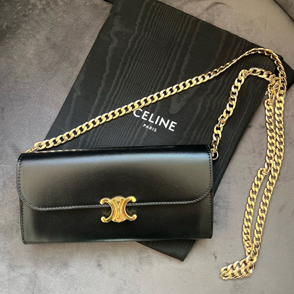 Celine Triomphe wallet on chain